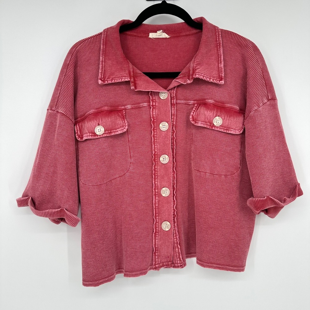 Easel Boutique Waffle Knit Cropped Button Up Casual Boho Pink Red Top M